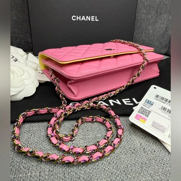 Chanel wallet on chain RAINBOW hardware RARE - Picture 6 of 10